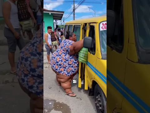 tomando la guagua al trabajo#humor #sora2 #iavideo #videosdivertidos #comedia #risas #iavideo #ia