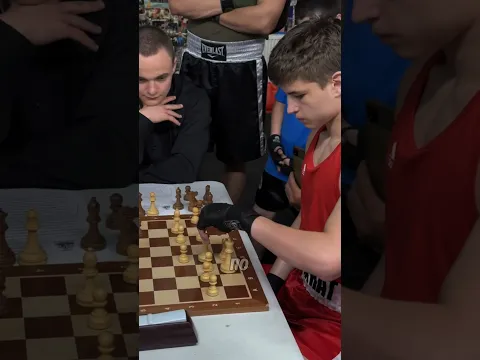 Подрались на турнире по шахматам?