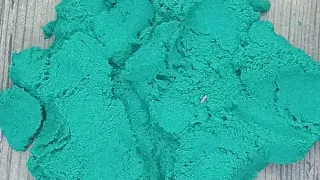 Making molds and shapes from colored sand is a psychological comfort. #asmr# #sand #comfort