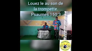 béni soit le Dieu d'Israël