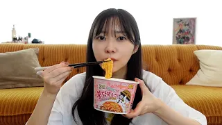 お風呂入らずに寝ちゃったから咲良にもらったカップ麺食べる【終わってる】