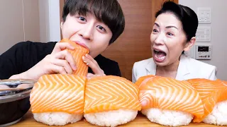 平林先生の目の前で巨大サーモン寿司食べたらブチギレられたwww