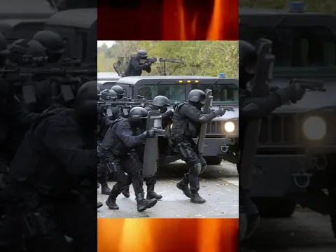 Зачем бойцы спецназа держат друг друга за плечо? #Shorts