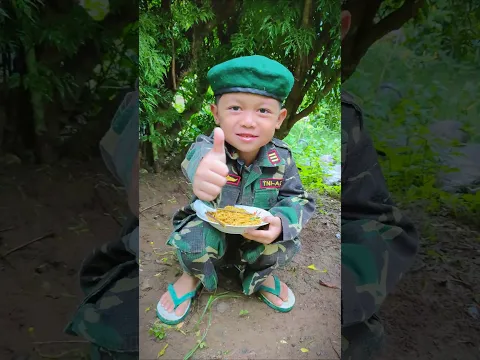 Survival Skills: SMART idea and USEFUL in Forest | solution for eating hot food 🍜 #camping #survival