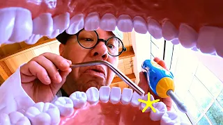 Ellie visita a la dentista para un chequeo