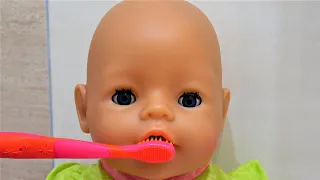 Polina and morning routine with baby doll