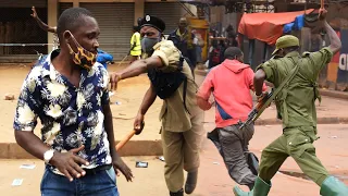Kiboko as Police Chases people out of Kampala City on Day 1 of Lockdown
