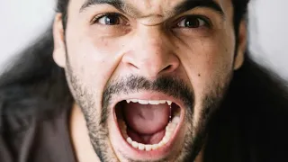 حاولت كثير لاحل مشاكلي مع زوجي بس ظل رافض