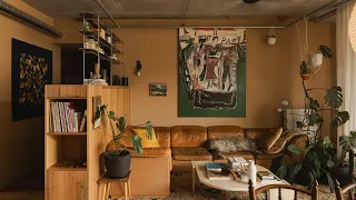 Why This Architect’s Own Apartment  Feels More Like a Home