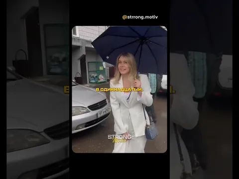 Отец каждый год снимал как его дочь идет в школу. Получилась очень милая история 😍