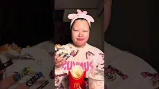 eating🍔🍟