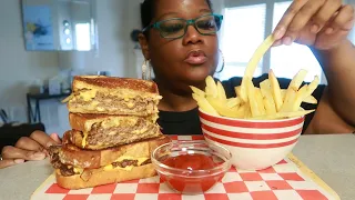 CHEESEBURGER PATTY MELT WITH HOMEMADE FRIES COOKING AND EATING