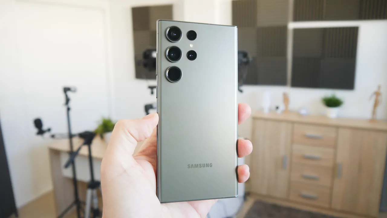 Vido-Test de Samsung Galaxy S23 Ultra par El Androide Libre