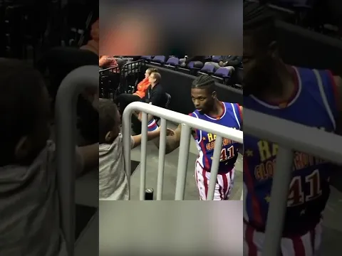 The greatest high five in sports history! #shorts (via @thetimelessangel)