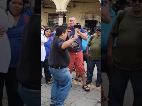 LA NUEVA REINA Y JOSELITO