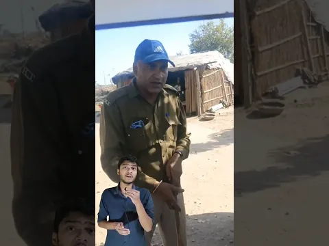 RTO अफसर को रिश्वत लेते रंगे हाथों पकड़ा एक युवक नेvideo delete karne ki koshish kar raha tha rto