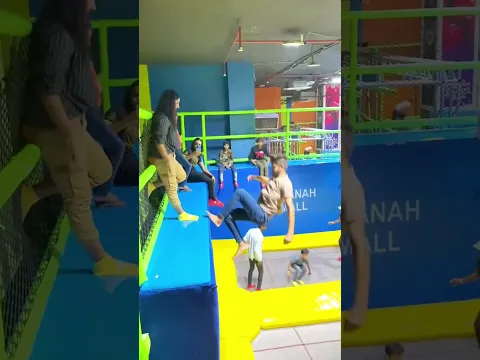 This duo couple is amazing 😻 public koh dekho👇 #amazing #trend #fitnessworld#iltafo05#viralvideo❤️