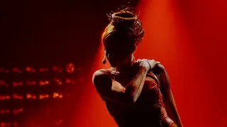 Mylène Farmer - L'Âme-Stram-Gram (Stade de France Live)