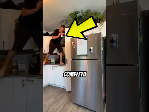 ¡Él nunca toca el suelo! 😮