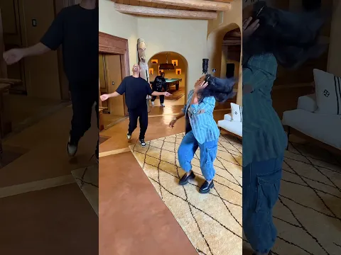 Waited 35 years for this dance to trend. Ib: @mimeemzyy (via TikTok)