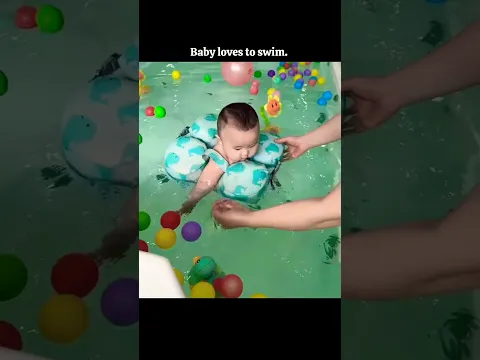 Baby loves to swim 🏊‍♀️  💕