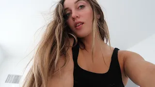 ASMR Waking You Up With a Massage