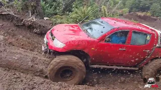 DESAFIO HILUX VS MITSUBISHI L200 SAS. ruta caburgua, Chile