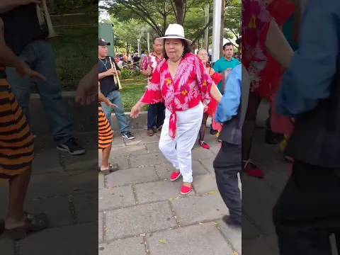 Bailando Lambada
