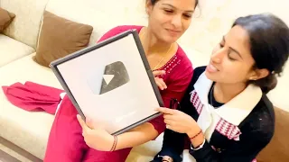 Silver play Button agaya 😱 || Unboxing silver play button ▶️ || #ashishrawatchainpura || #1stvlog