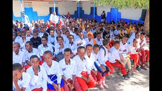 Maamulka Dugsiga H/Dhexe ee Ubaya Boorama oo Shahadooyin Sharaf gudoonsiiyey Ardeydii guulaysatay