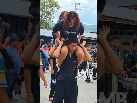 Sí se puede! #musicband #palillonas #cheerleader #baile #cachiporras #viralvideo #elsalvador