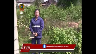 ເຈົ້າໜ້າທີ່ຕຳຫຼວດ  ປກສ ເມືອງທ່າແຂກ ແຂວງຄຳມ່ວນ ນຳຕົວຜູ້ຖືກຫາ ຄະດີຄາດຕະກຳ ລົງທົດສະກຳຄືນເຫດການ