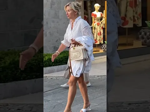 What are people wearing. Vacation outfit inspo. Summer 2023. Mediterranean street style.
