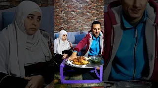 متخانق مع زوجتى وعملتى غدا مش حلو I شوفو اتلككتلها ازاى على الاكل