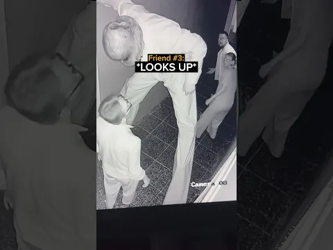 They Didn't Notice Until Last Second 😂