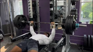 How to bench heavy A$$ weight || bench press edition