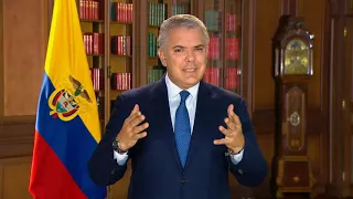 MADURO FIRMA SU RENUNCIA