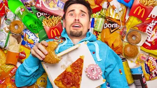 MANGIO solo FAST FOOD per UNA SETTIMANA 🍟 SENZA bere ACQUA!!