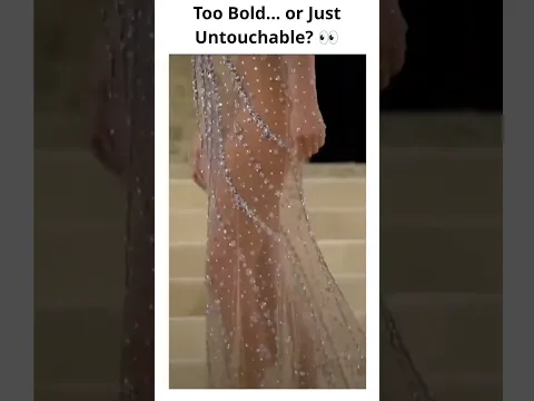 Kendall Jenner in Elie Saab Couture.Would you wear this? Rate it 1–10 👑✨