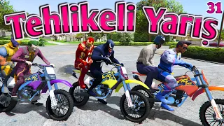 MOTOSİKLET İLE DAĞDAN İN AMA DÜŞME TEHLİKELİ YARIŞ ÖRÜMCEK ADAM