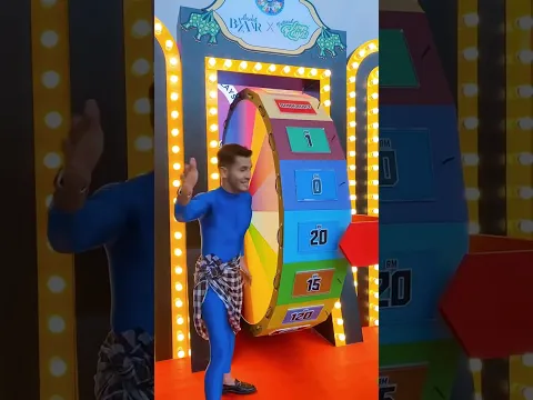 Alif Syukri Terlajak Laris try Absolut Bazaar x Gaya Raya Wheel of Fortune game.