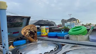 PEJUANG RUPIAH JUALAN CREPES