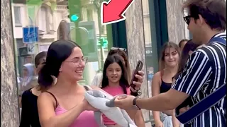 Social experiment help 🥹 paris