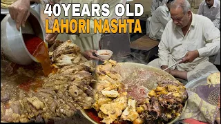 40 Year Old Lahori Nashta | Tara Bong Paye | Lahore Best Bong Paye | Lahori Siri Paye | Food Street