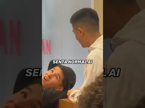 O filho do dono do shopping está de olho 👀