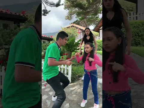 Enseñándole matemáticas a la bendición 🤣
