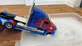 Lot Of Mini Vehicles And Trucks Crashing Into The Water - 4K