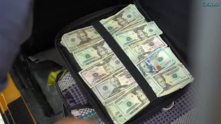 DEJARON UNA MALETA REPLETA DE DINERO EN UN TAXI. 😱🚕*Gran reflexión*.❤️