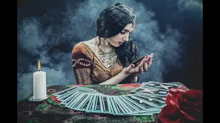 اختر كارت ضع شخص في بالك لنقرأ حقيقته و سبب تغيره أو اختفائه و رسائله لك