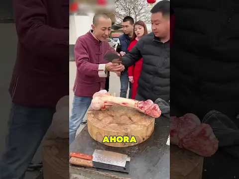 Cortó Un Hueso Con Su Cuchillo 🤣❤️